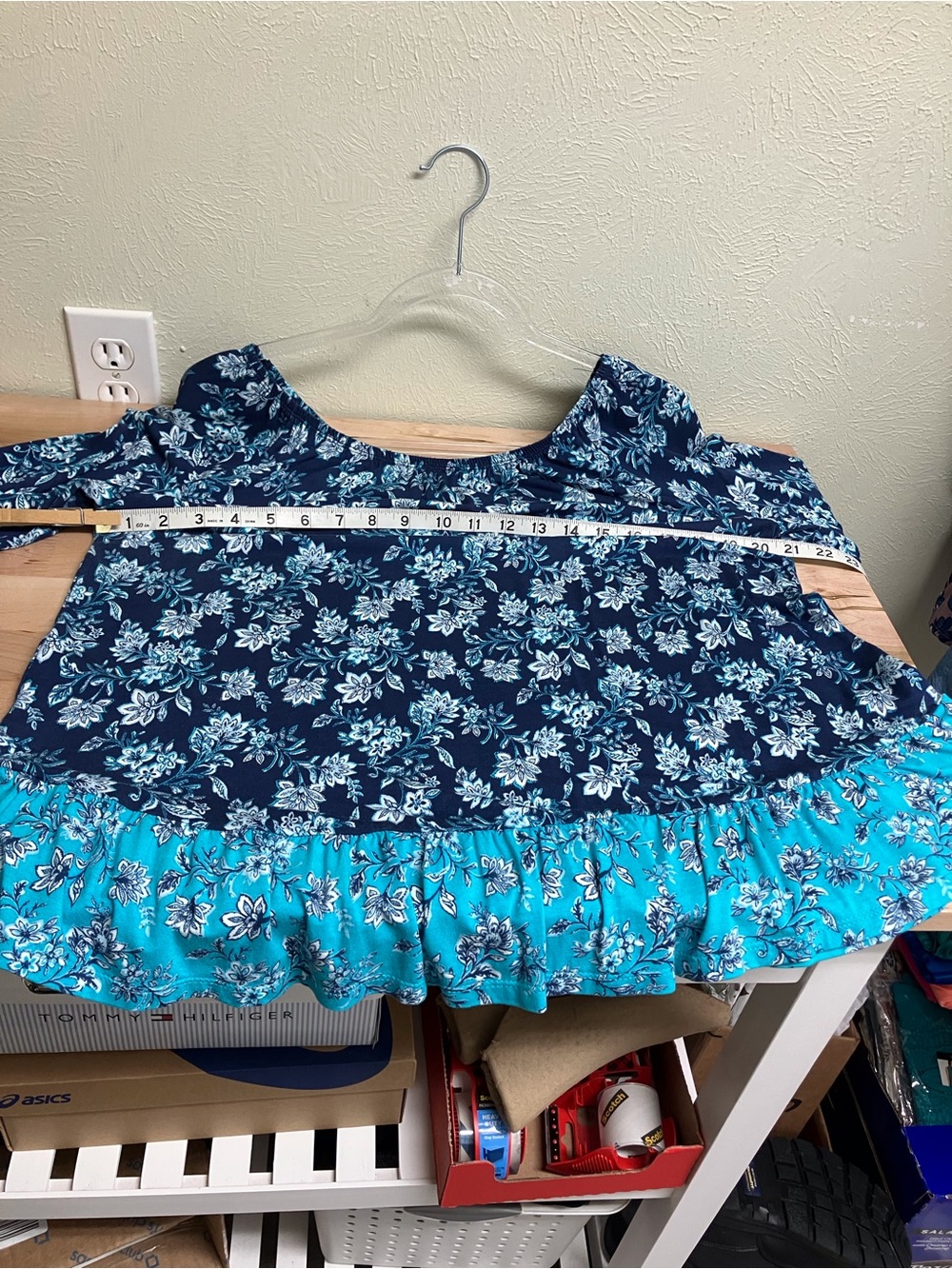 Como Vintage Navy Floral Tunic with Teal Contrast Hem - Picture 12 of 14